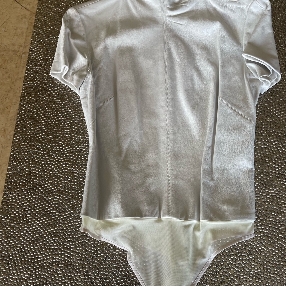 Vintage ANNE KLEIN COLLECTIONS WHITE LEATHER TOP